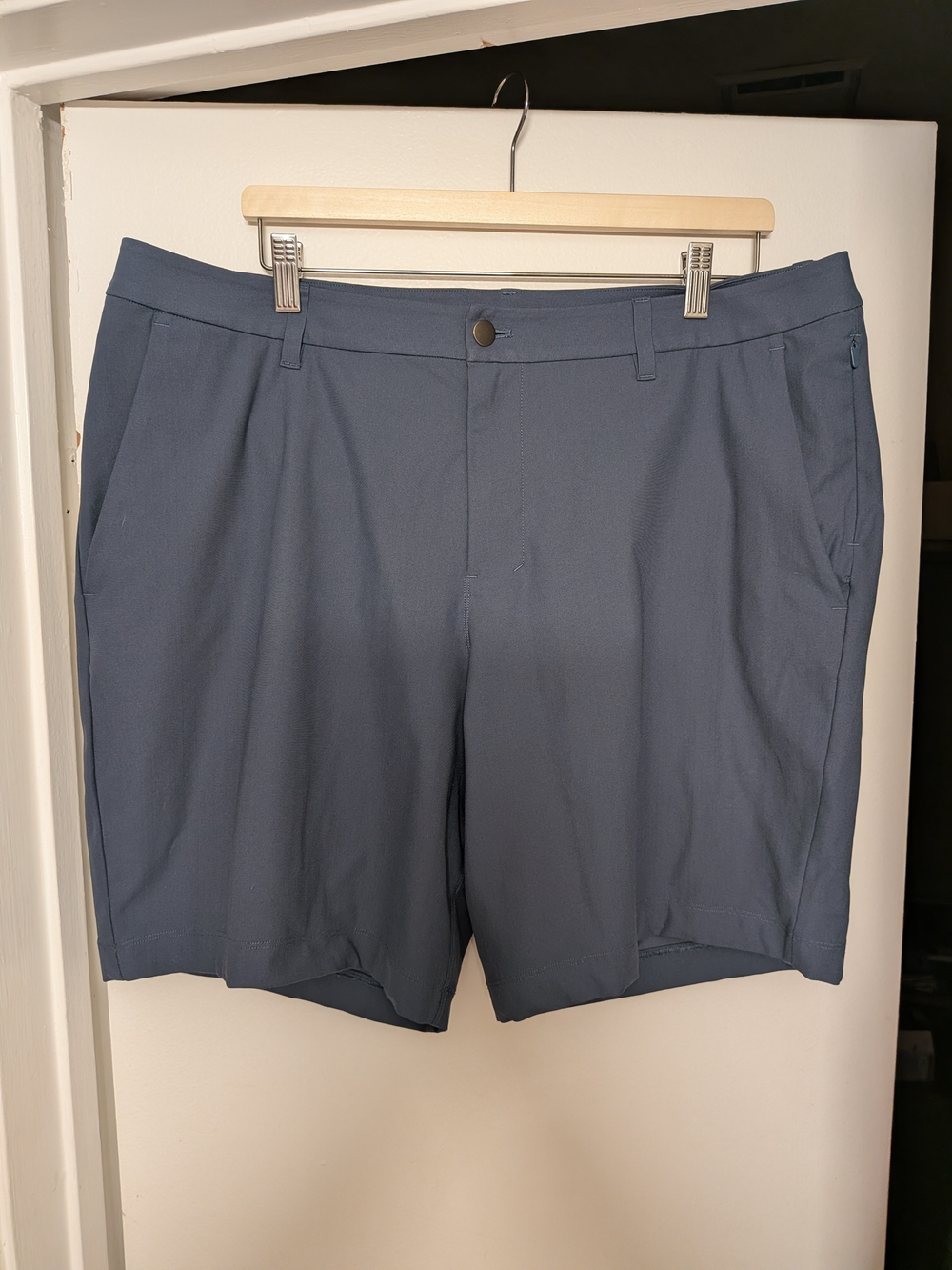 Lululemon ABC Classic-Fit 9" *Warpstreme Size 38 Iron Blue Men's Shorts